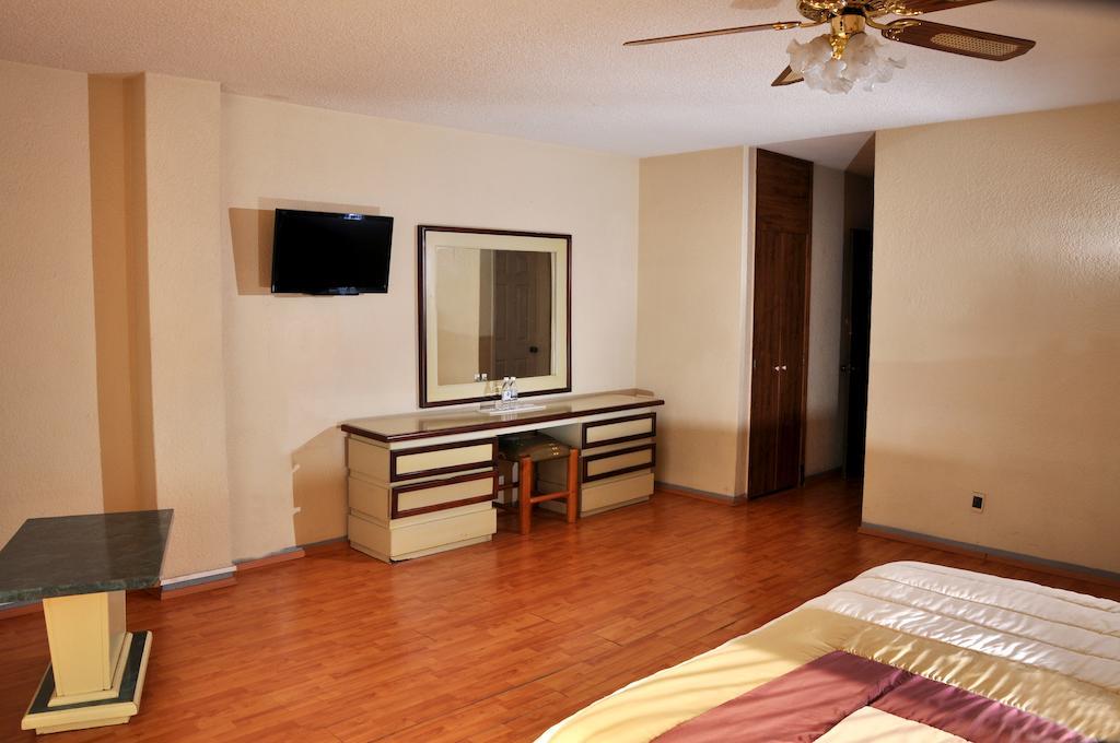 Hotel El Monte Salamanca Ruang foto