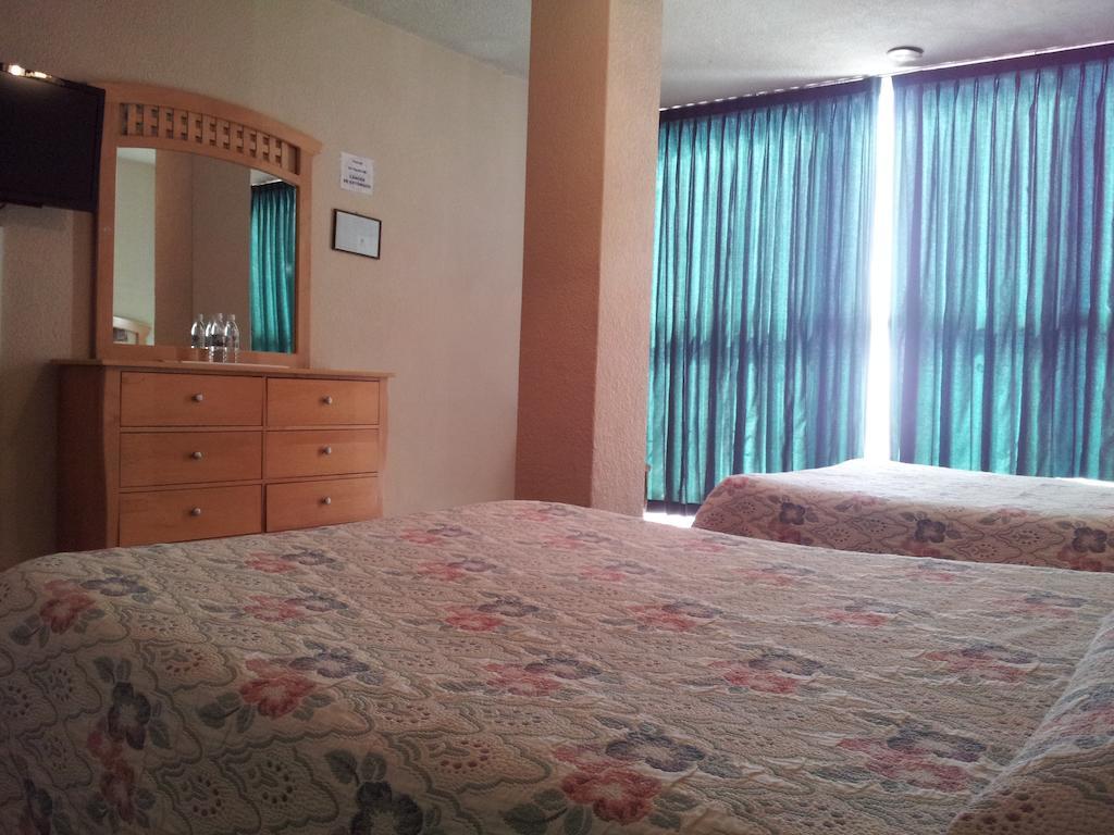 Hotel El Monte Salamanca Ruang foto