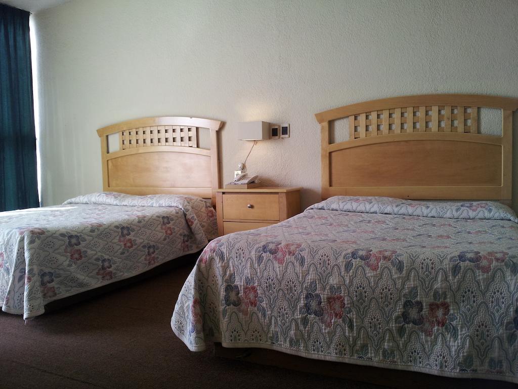 Hotel El Monte Salamanca Ruang foto